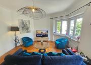 Ideal city stay 1BR near train station-GAR15