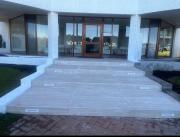 Frente al mar hermoso