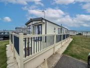 Cosy Caravan With Decking At Golden Anchor Holiday Park In Skegness Ref 25055Bm