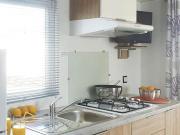 Mobil home confortable avec terrasse - 3 chambres pour 6 personnes - API-1-52-772