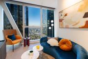 Next to Ritz-Carlton Melbourne CBD L51 1B with Pool&Gym