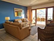 Flat 9, Beachfront 2 Bedroom with Sea View for 4