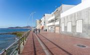 Cozy Loft & Seaside Views- 1 min Las Canteras