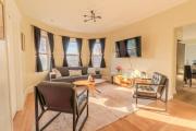 LUXE 4BDR2BA Near Boston- T-Station & Encore Casino