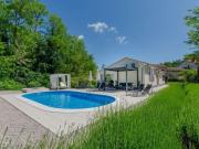 Villa in upani i with swimming pool