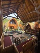 The golden Ave bungalow