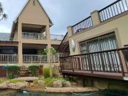 29 on St James Guest Lodge