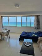 Studio with Stunning Sea View
