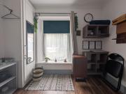 R4 - Relaxing Double Room - City & Beach Access, WIFI, Free Parking, Bus Stop 50ft From House - Self Catering