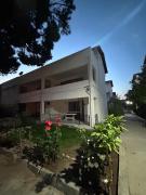 Charming Villa Steps from Long Beach with WiFi