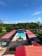 RRJJs TRANSIENT - A minute walk away from the beach