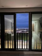 Depto vista directa al mar con Piscina climatizada