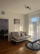 Sunny City-Mountain-Lake Getaway