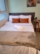 Pet-friendly garden studio 600 meters from the subway