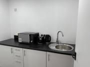 Peaceful Luton Apartment Close to Airport Amenities