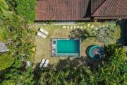 Tropische Bali 3BR Villa met Zwembad & Tram-poline