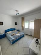 Top Sani Beach