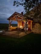 Domaine de Cazal - Gîte 2 pers avec piscine au cœur de 26 hectares de nature préservée Domaine de Cazal - Gîte 2 pers avec piscine au cœur de 26 hectares de nature préservée