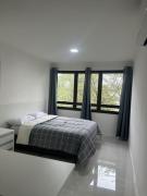 Loft um dormitório completo ao lado do consulado americano