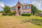 Residential Cul-De-Sac Suburban Memphis Hideaway!
