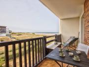 Une parenthèse face à lhorizon à Cabourg - FR-1-788-87