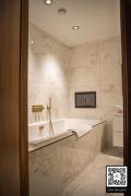 SAINT PAUL - Unrivalled 3BR Penthouse Apartment with Hot Tub Leeds