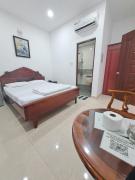 Khách sạn sen hồng 1