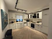 Stunning Seafront Apartment, Panoramic Sea Views