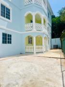 Aristo Oasis, Luxury Guest suite in Santa Cruz