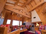 Spacious Chalet w Sauna