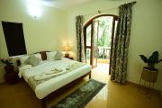 Top Candolim