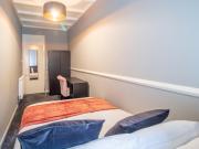 Pass the Keys Cosy in Fabulous West End