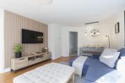 Cosy 2-Bed Apartment in Tivoli