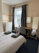 4 bedroom near City, Beach and St Helens stadium