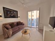 Iconic and bright style in Nice