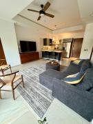 Modern 1 BR - Esquina Versalles