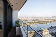 Skyline Suite - Danube-View Balcony & Pool