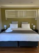 Twelve Apostles Beach House-STUDIO