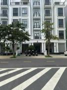 Shi House - Modern Apartment Vinhomes Grand Park - Căn Hộ Studios