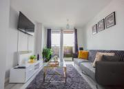 Birmingham City Centre Apartment with Balcony