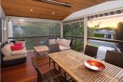 Casa Lagoona - A Lush Family Haven by the Beach