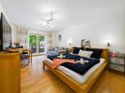 Zentral I ruhig I neues Bad & Küche I bis 4 Personen