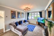 4 BDR House By Caledonia Luxe Stays Short Lets & Serviced Accommodation Billingham