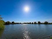 Tüskevár Vendégház és Halastó