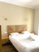 Adonis Sanary Grand Hôtel des Bains