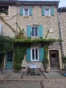 Appartement Gîte dEtape Vitrolles en Luberon