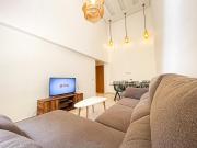 Elegant 3-Bedroom Duplex Downtown Private Terrace