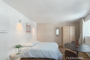 Charming 20m Studio in Paris 20 with shared terrace