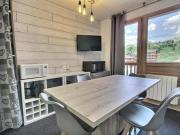 Charmant appartement 2 pièces au pied des pistes, rénové - FR-1-455-275