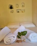 Fays Guesthouse Aegina Fays Guesthouse Aegina